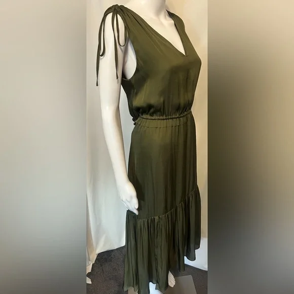 Banana Republic Sz 10 Forest Green Silk Maxi Dress Fairycore Forest Witch Siren - Picture 5 of 12